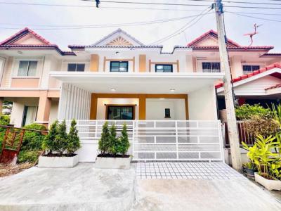 ทาวน์เฮาส์ 1850000 นนทบุรี บางใหญ่ บ้านใหม่