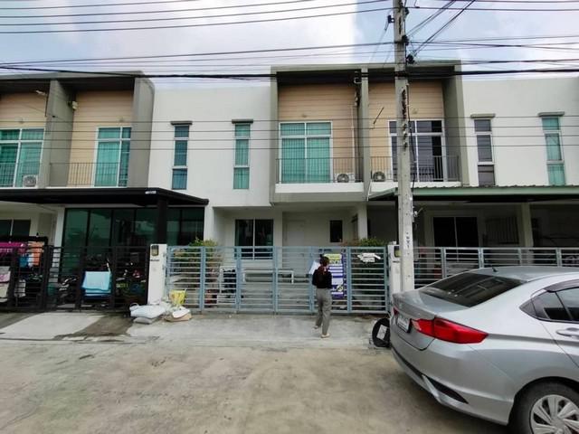 ทาวน์เฮาส์ 2850000 กรุงเทพมหานคร เขตดอนเมือง สีกัน ทาวน์เฮาส์ 2850000 กรุงเทพมหานคร เขตดอนเมือง สีกัน