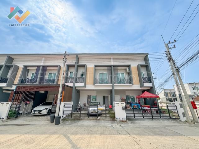 ทาวน์เฮาส์ 2999000 ปทุมธานี เมืองปทุมธานี บ้านฉาง ทาวน์เฮาส์ 2999000 ปทุมธานี เมืองปทุมธานี บ้านฉาง