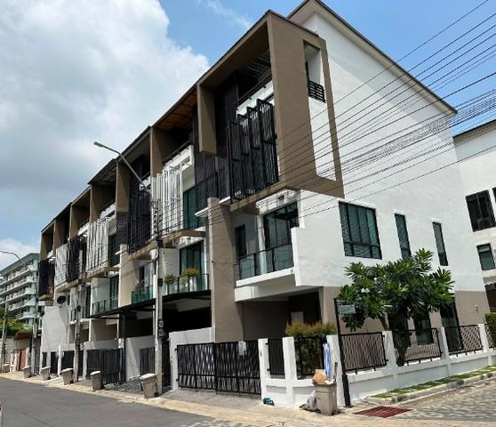 ทาวน์เฮาส์ 62000 กรุงเทพมหานคร เขตพระโขนง บางจาก ทาวน์เฮาส์ 62000 กรุงเทพมหานคร เขตพระโขนง บางจาก