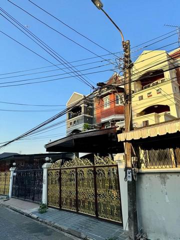 ทาวน์เฮาส์ 20500 กรุงเทพมหานคร เขตจตุจักร ลาดยาว