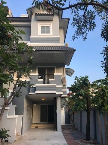 ทาวน์เฮาส์ 7500000 กรุงเทพมหานคร เขตลาดพร้าว จรเข้บัว ทาวน์เฮาส์ 7500000 กรุงเทพมหานคร เขตลาดพร้าว จรเข้บัว