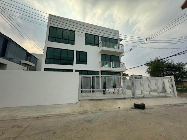 อาคารพาณิชย์ 95000 กรุงเทพมหานคร เขตดอนเมือง สีกัน อาคารพาณิชย์ 95000 กรุงเทพมหานคร เขตดอนเมือง สีกัน