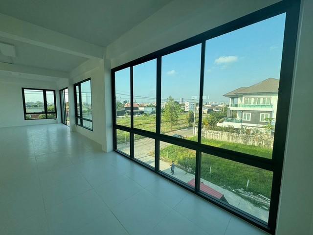 อาคารพาณิชย์ 95000 กรุงเทพมหานคร เขตดอนเมือง สีกัน อาคารพาณิชย์ 95000 กรุงเทพมหานคร เขตดอนเมือง สีกัน