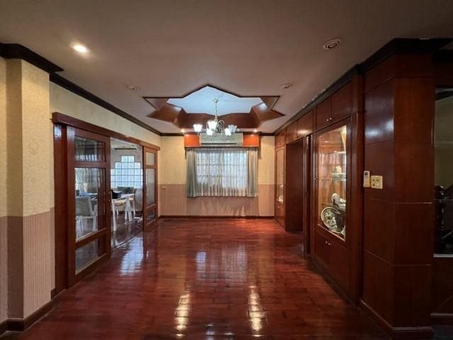 บ้านเดี่ยว 25000000 ปทุมธานี เมืองปทุมธานี หลักหก บ้านเดี่ยว 25000000 ปทุมธานี เมืองปทุมธานี หลักหก