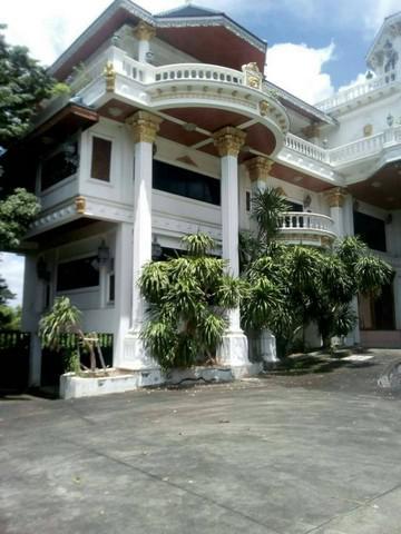 บ้านเดี่ยว 185000000 นนทบุรี เมืองนนทบุรี สวนใหญ่