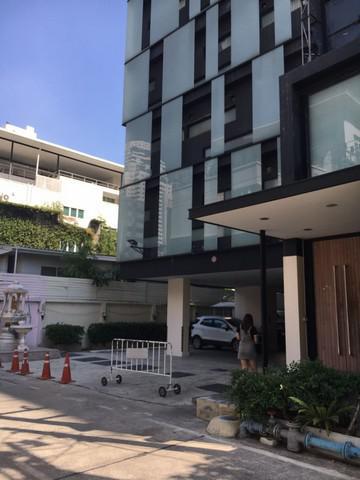 โรงแรม 180000000 กรุงเทพมหานคร เขตวัฒนา คลองเตยเหนือ