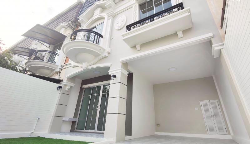 ทาวน์เฮาส์ 2390000 นนทบุรี ปากเกร็ด ท่าอิฐ ทาวน์เฮาส์ 2390000 นนทบุรี ปากเกร็ด ท่าอิฐ