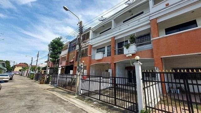 ทาวน์เฮาส์ 35000 กรุงเทพมหานคร เขตพระโขนง บางจาก ทาวน์เฮาส์ 35000 กรุงเทพมหานคร เขตพระโขนง บางจาก