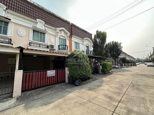 ทาวน์เฮาส์ 2450000 นนทบุรี ปากเกร็ด ท่าอิฐ ทาวน์เฮาส์ 2450000 นนทบุรี ปากเกร็ด ท่าอิฐ