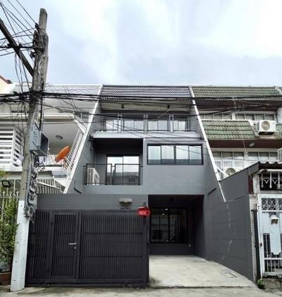 ทาวน์เฮาส์ 15200000 กรุงเทพมหานคร เขตวัฒนา คลองตันเหนือ ทาวน์เฮาส์ 15200000 กรุงเทพมหานคร เขตวัฒนา คลองตันเหนือ