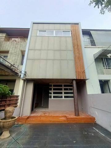 ทาวน์เฮาส์ 55000 กรุงเทพมหานคร เขตจตุจักร ลาดยาว ทาวน์เฮาส์ 55000 กรุงเทพมหานคร เขตจตุจักร ลาดยาว