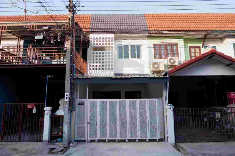 ทาวน์เฮาส์ 1490000 นนทบุรี บางบัวทอง บางคูรัด ทาวน์เฮาส์ 1490000 นนทบุรี บางบัวทอง บางคูรัด