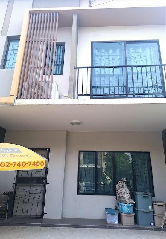ทาวน์เฮาส์ 18000 กรุงเทพมหานคร เขตดอนเมือง สีกัน ทาวน์เฮาส์ 18000 กรุงเทพมหานคร เขตดอนเมือง สีกัน
