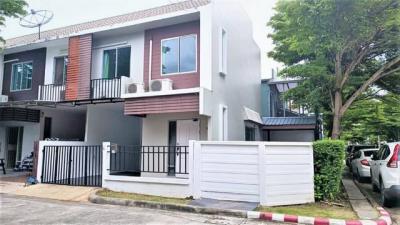 ทาวน์เฮาส์ 19500 กรุงเทพมหานคร เขตลาดพร้าว จรเข้บัว