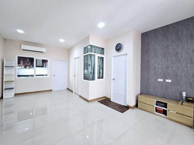 ทาวน์เฮาส์ 3850000 นนทบุรี บางกรวย บางกรวย ทาวน์เฮาส์ 3850000 นนทบุรี บางกรวย บางกรวย