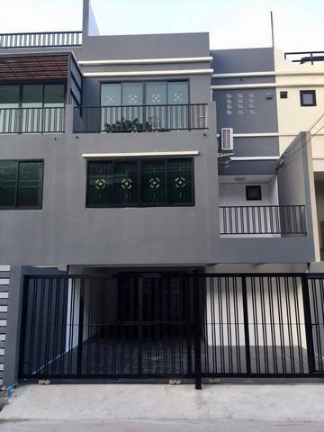 ทาวน์เฮาส์ 35000 กรุงเทพมหานคร เขตจตุจักร ลาดยาว ทาวน์เฮาส์ 35000 กรุงเทพมหานคร เขตจตุจักร ลาดยาว