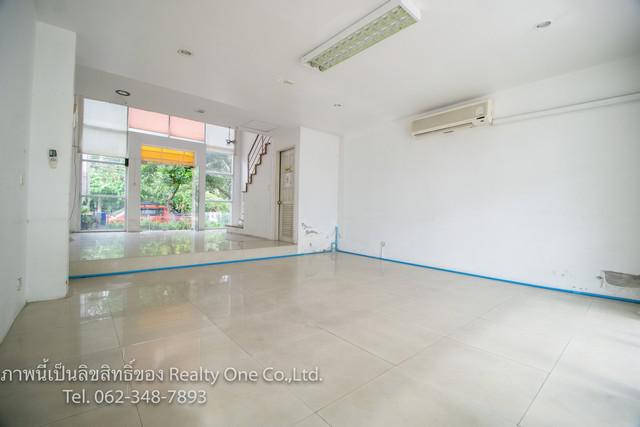 อาคารพาณิชย์ 2500000 ปทุมธานี ลำลูกกา ลาดสวาย อาคารพาณิชย์ 2500000 ปทุมธานี ลำลูกกา ลาดสวาย