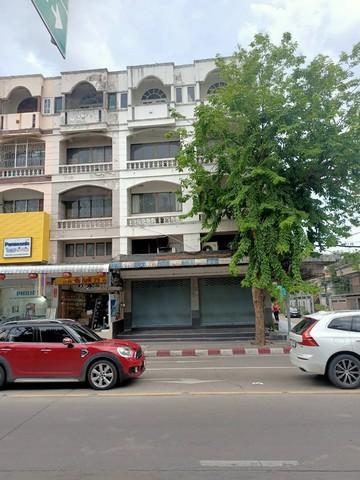 อาคารพาณิชย์ 72000 กรุงเทพมหานคร เขตลาดพร้าว ลาดพร้าว