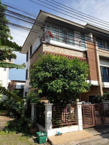 ทาวน์เฮาส์ 5900000 กรุงเทพมหานคร เขตประเวศ หนองบอน