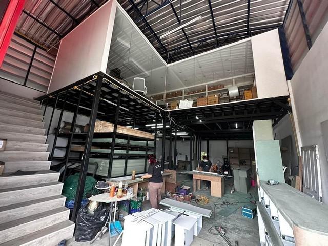 โกดัง 4450000 กรุงเทพมหานคร เขตลาดกระบัง คลองสองต้นนุ่น โกดัง 4450000 กรุงเทพมหานคร เขตลาดกระบัง คลองสองต้นนุ่น