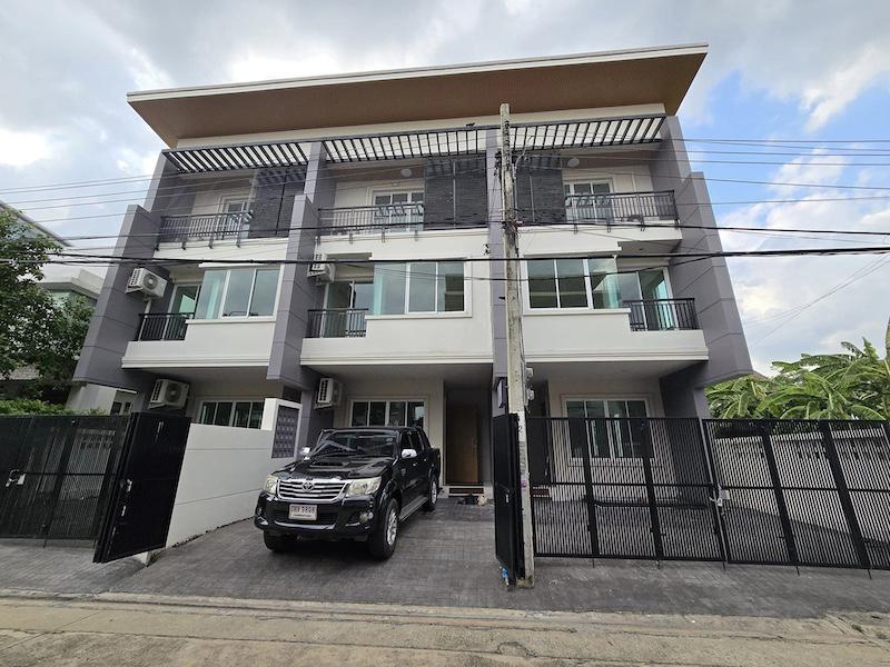 สำนักงาน 100000 กรุงเทพมหานคร เขตลาดพร้าว ลาดพร้าว สำนักงาน 100000 กรุงเทพมหานคร เขตลาดพร้าว ลาดพร้าว