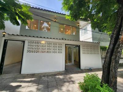 บ้านเดี่ยว 32999 กรุงเทพมหานคร เขตยานนาวา ช่องนนทรี