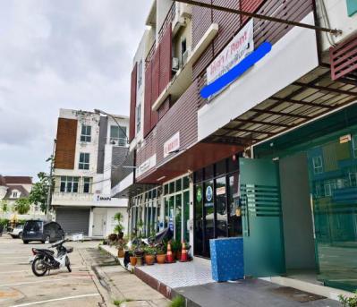อาคารพาณิชย์ 38000 กรุงเทพมหานคร เขตยานนาวา ช่องนนทรี