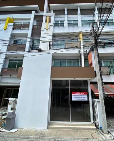 อาคารพาณิชย์ 50000 กรุงเทพมหานคร เขตวังทองหลาง วังทองหลาง