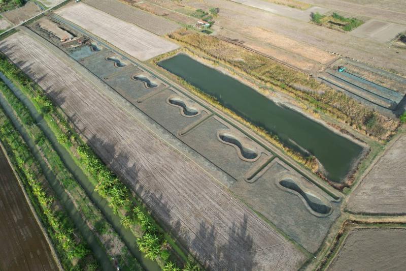 ที่ดิน 690000 เพชรบุรี บ้านแหลม ท่าแร้งออก ที่ดิน 690000 เพชรบุรี บ้านแหลม ท่าแร้งออก