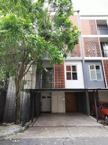 สำนักงาน 27000 กรุงเทพมหานคร เขตคันนายาว คันนายาว