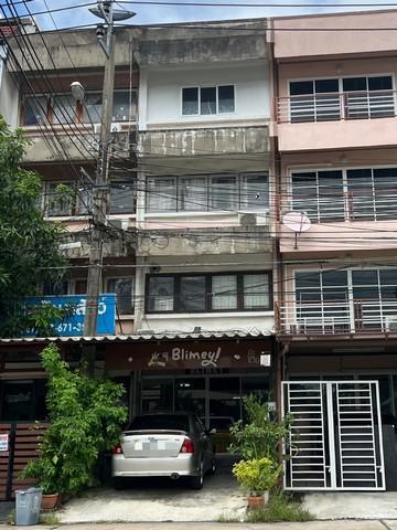 อาคารพาณิชย์ 3900000 กรุงเทพมหานคร เขตบางกะปิ คลองจั่น