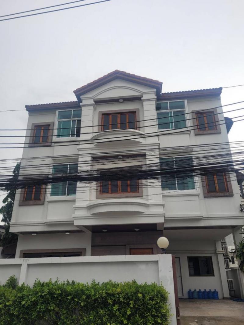 บ้านเดี่ยว 10000 กรุงเทพมหานคร เขตวัฒนา คลองตันเหนือ บ้านเดี่ยว 10000 กรุงเทพมหานคร เขตวัฒนา คลองตันเหนือ