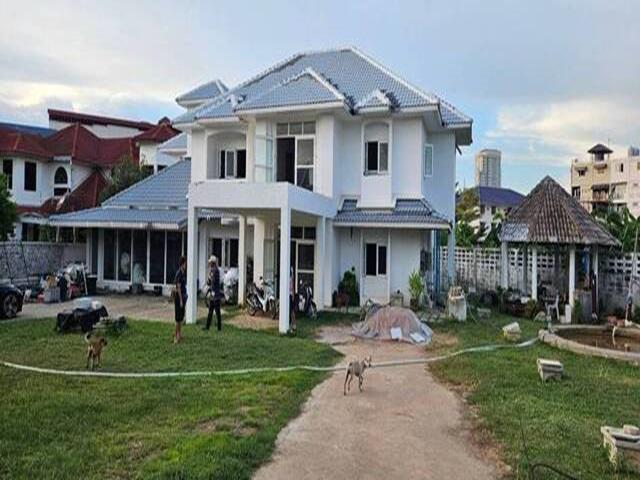 บ้านเดี่ยว 45000000 ชลบุรี บางละมุง หนองปรือ บ้านเดี่ยว 45000000 ชลบุรี บางละมุง หนองปรือ