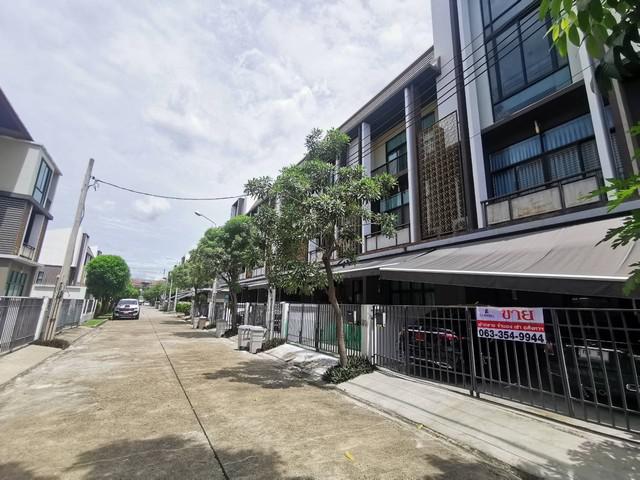 ทาวน์เฮาส์ 8100000 นนทบุรี เมืองนนทบุรี บางเขน ทาวน์เฮาส์ 8100000 นนทบุรี เมืองนนทบุรี บางเขน