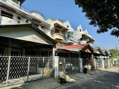 ทาวน์เฮาส์ 25000 กรุงเทพมหานคร เขตจตุจักร ลาดยาว