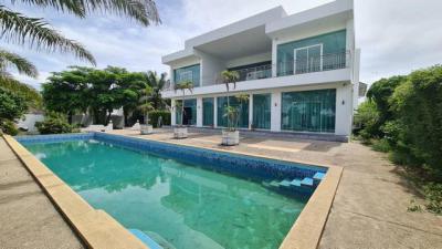 บ้านเดี่ยว 35000000 ชลบุรี บางละมุง โป่ง
