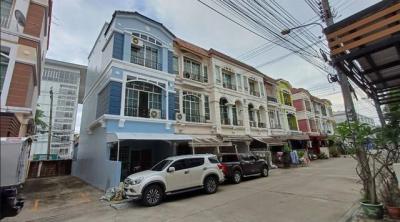 ทาวน์เฮาส์ 28000 กรุงเทพมหานคร เขตลาดพร้าว ลาดพร้าว