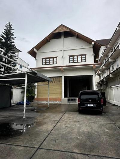 สำนักงาน 80000 กรุงเทพมหานคร เขตบางนา บางนา