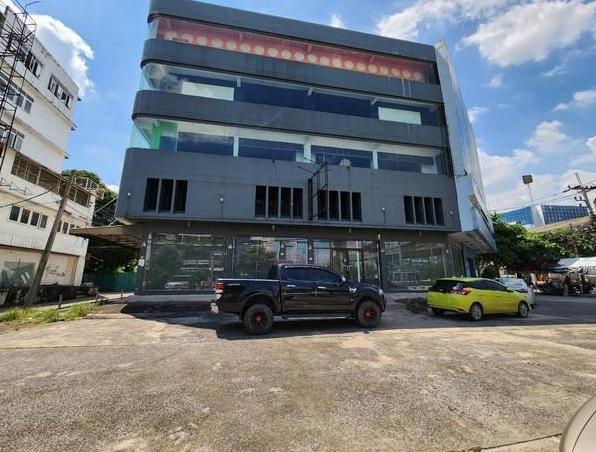 อาคารพาณิชย์ 240000 กรุงเทพมหานคร เขตบางนา บางนา อาคารพาณิชย์ 240000 กรุงเทพมหานคร เขตบางนา บางนา
