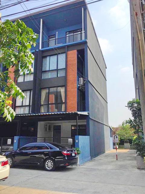 ทาวน์เฮาส์ 22999 นนทบุรี ปากเกร็ด คลองเกลือ ทาวน์เฮาส์ 22999 นนทบุรี ปากเกร็ด คลองเกลือ
