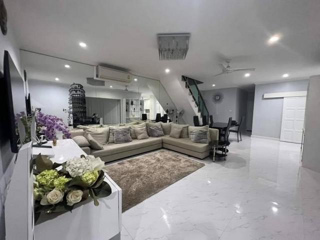 บ้านเดี่ยว 26000000 ชลบุรี บางละมุง หนองปรือ บ้านเดี่ยว 26000000 ชลบุรี บางละมุง หนองปรือ