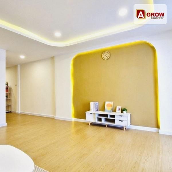 ทาวน์เฮาส์ 2250000 สมุทรปราการ เมืองสมุทรปราการ ท้ายบ้าน ทาวน์เฮาส์ 2250000 สมุทรปราการ เมืองสมุทรปราการ ท้ายบ้าน