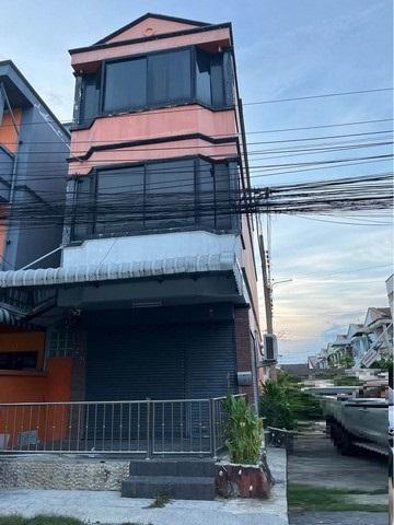 ทาวน์เฮาส์ 2900000 กรุงเทพมหานคร เขตบางกะปิ คลองจั่น
