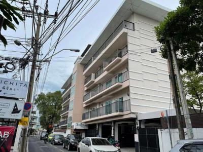 สำนักงาน 600000 กรุงเทพมหานคร เขตวัฒนา คลองตันเหนือ