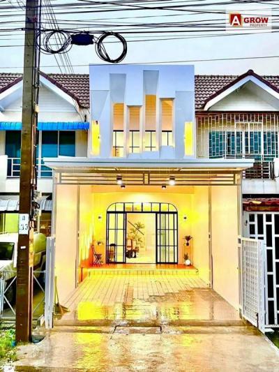 ทาวน์เฮาส์ 2050000 นนทบุรี ไทรน้อย ทวีวัฒนา