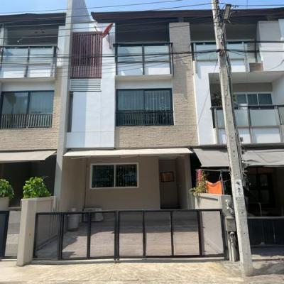 ทาวน์เฮาส์ 4990000 กรุงเทพมหานคร เขตบึงกุ่ม คลองกุ่ม