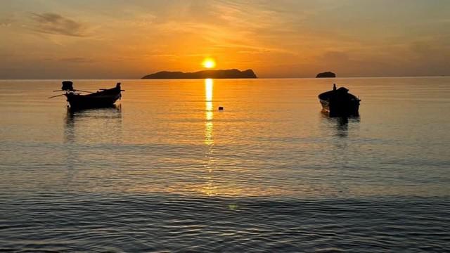 ที่ดิน 3500000 ประจวบคีรีขันธ์ บางสะพานน้อย ทรายทอง ที่ดิน 3500000 ประจวบคีรีขันธ์ บางสะพานน้อย ทรายทอง