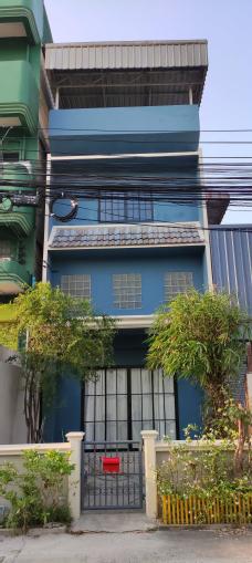 อาคารพาณิชย์ 32000 กรุงเทพมหานคร เขตพระโขนง บางจาก อาคารพาณิชย์ 32000 กรุงเทพมหานคร เขตพระโขนง บางจาก