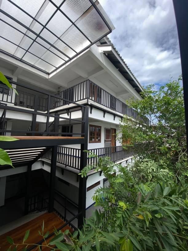โรงแรม 55000000 เชียงใหม่ เมืองเชียงใหม่ ศรีภูมิ โรงแรม 55000000 เชียงใหม่ เมืองเชียงใหม่ ศรีภูมิ